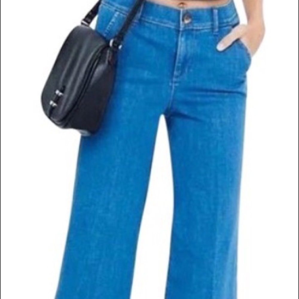 Express Wide Leg Crop Jeans - Picture 3 of 8